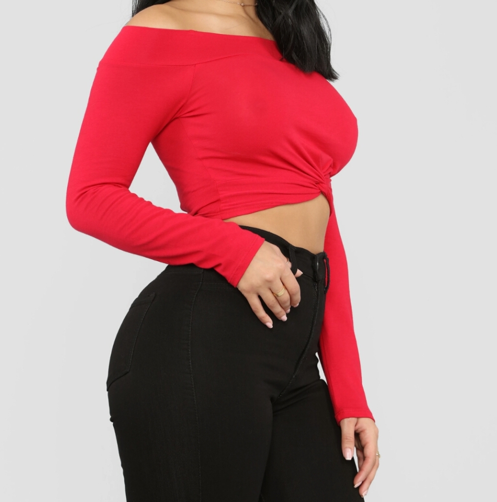♥Tag Me In Off Shoulder Top♥